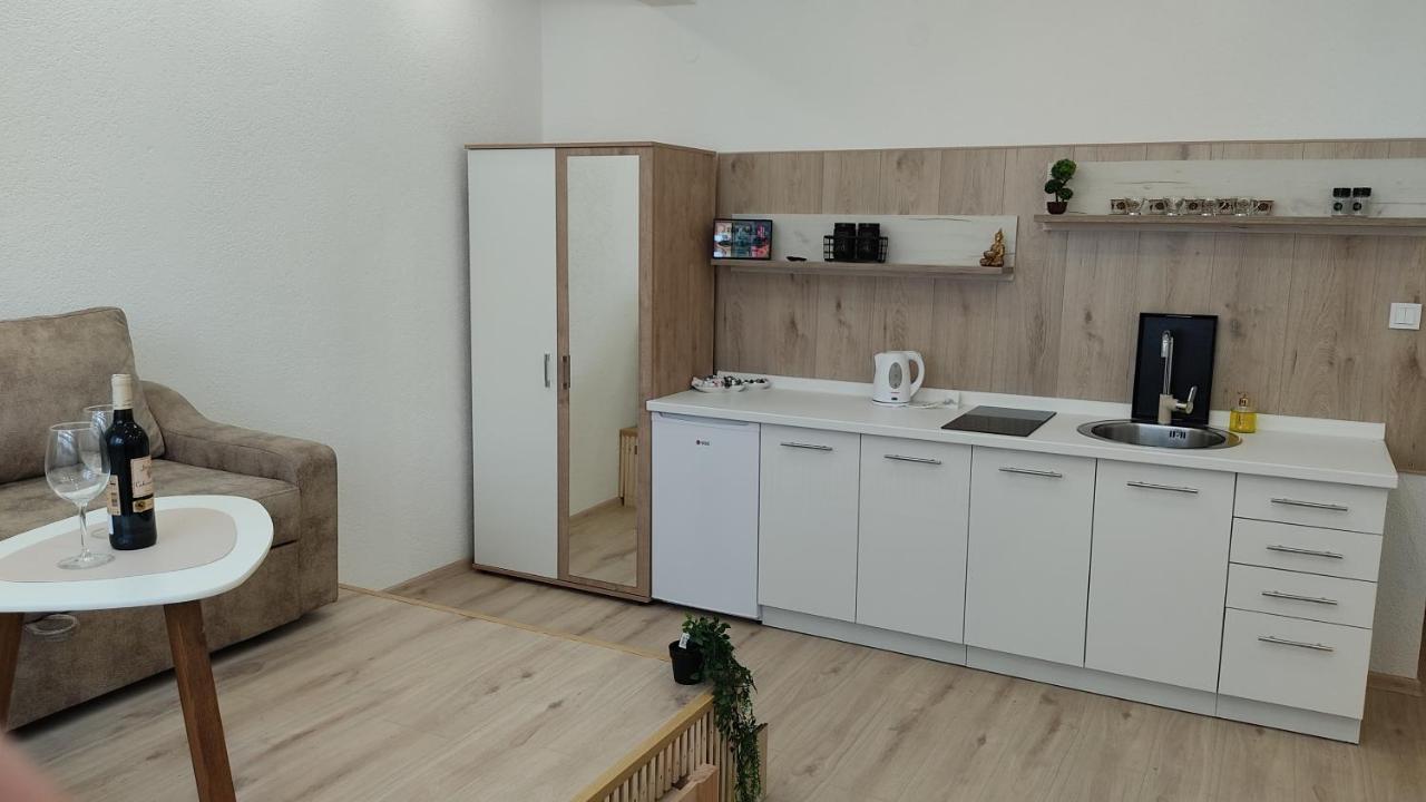 Studio Apartment - A Bit Of Joy SJJ Eksteriør bilde