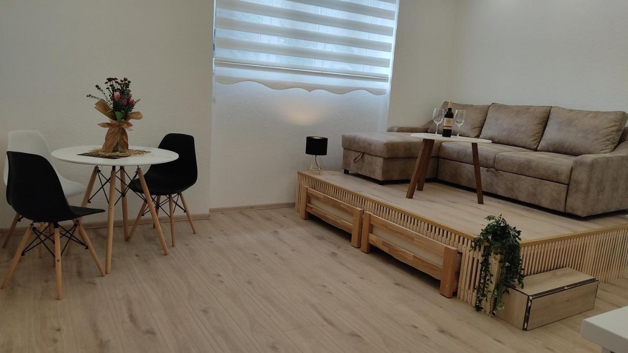 Studio Apartment - A Bit Of Joy SJJ Eksteriør bilde