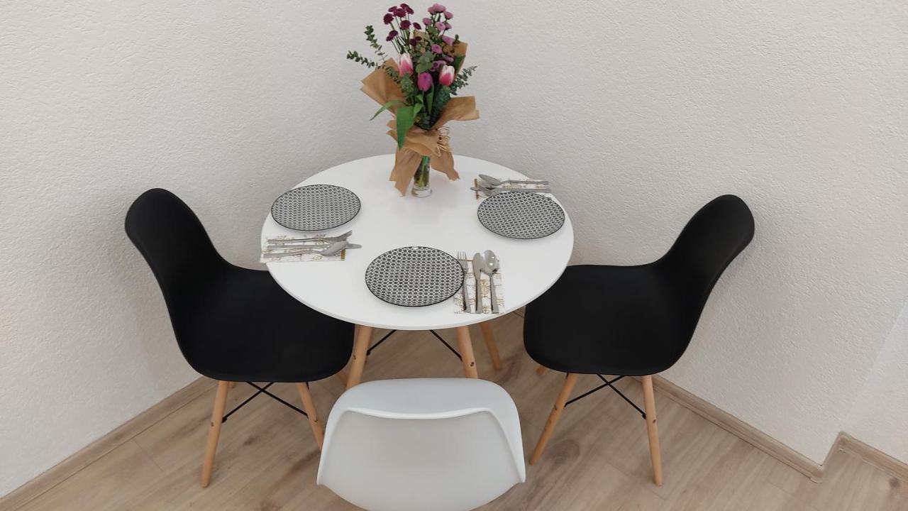 Studio Apartment - A Bit Of Joy SJJ Eksteriør bilde